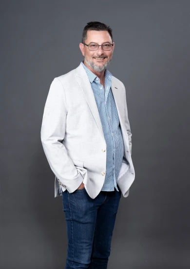 Portrait of Dan Geary